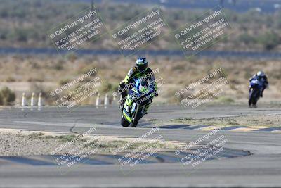 media/Oct-05-2025-CVMA (Sun) [[beeef4f201]]/Race 2-Supersport Middleweight/